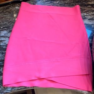 BCBG MAXARIA BODY CON SKIRT | Size M